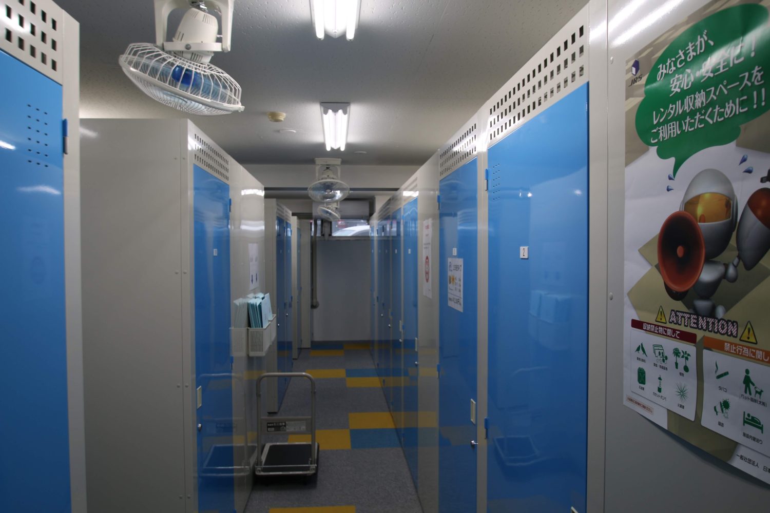 福岡市南区柳河内の格安トランクルームをおすすめ レンタル収納プラスルーム